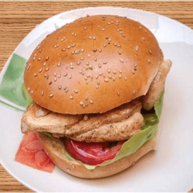 Pan con Filete de Pollo