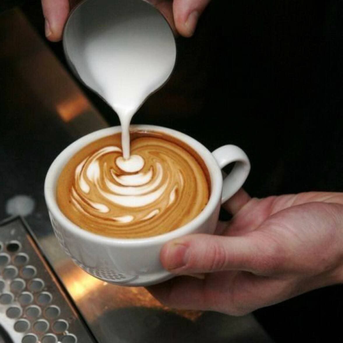 Cappuccino Caliente 16 oz