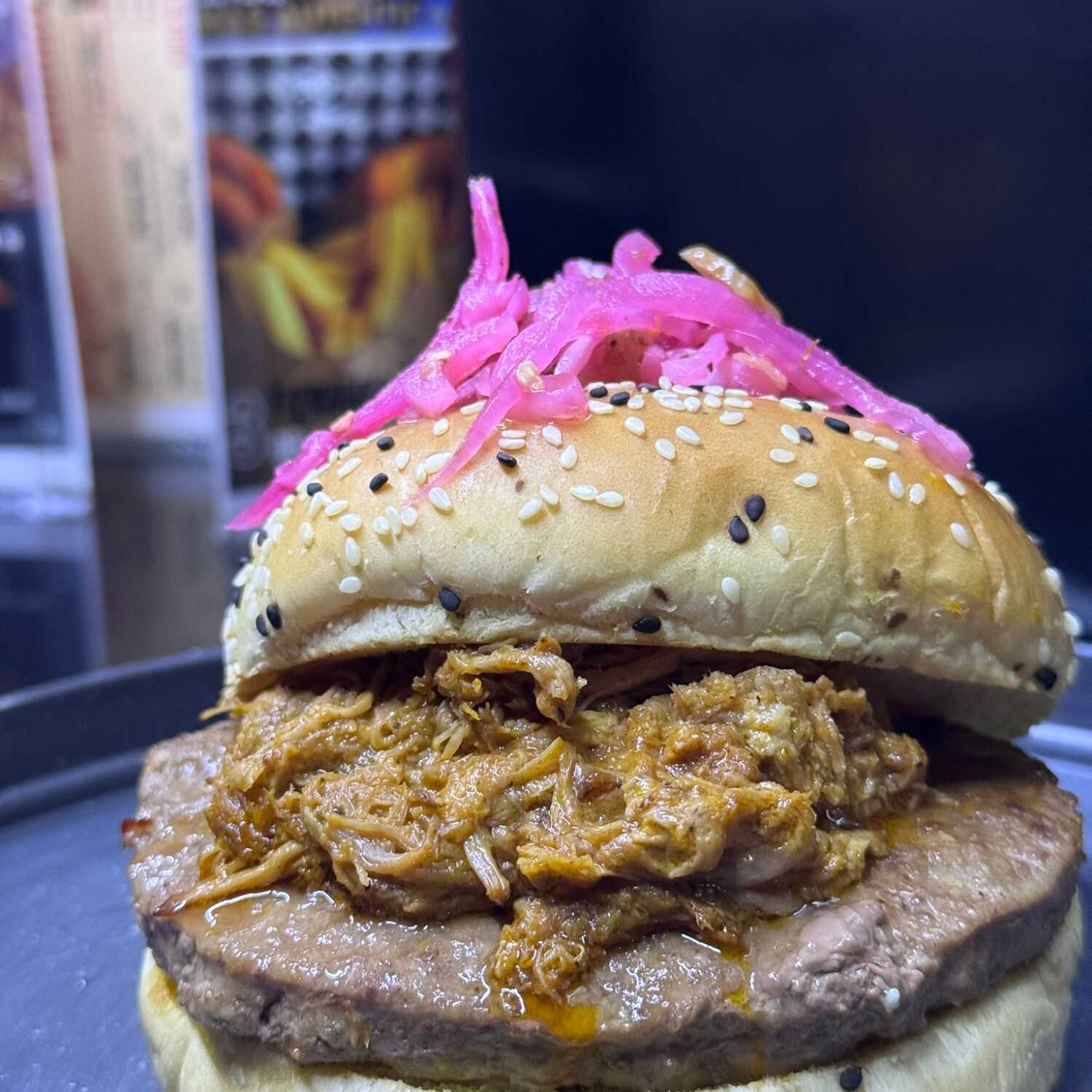 Hamburguesa de Cohinita Pibil