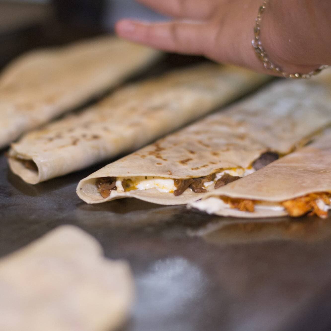 Quesadillas de Tortilla a Mano