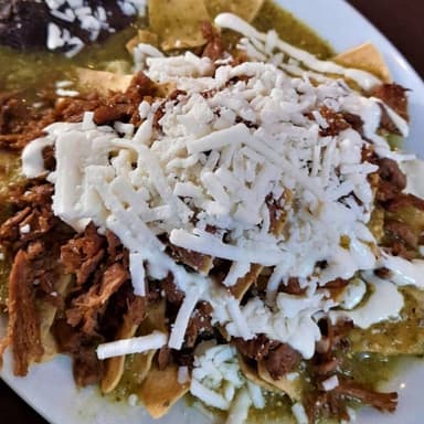 Chilaquiles con Bistec
