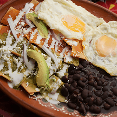 Chilaquiles con Huevo