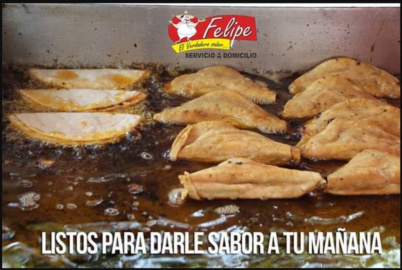 Tacos de Barbacoa Gelipe (Lopez Cotilla)
