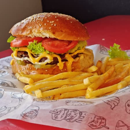 Hamburguesa 4 Quesos+ Papas