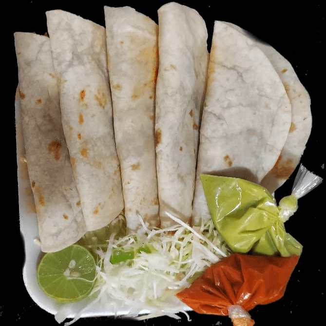 Tacos de Deshebrada en Harina