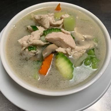 Sopa de Pollo