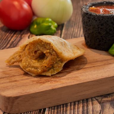 Chicharrón Guisado en Salsa Verde