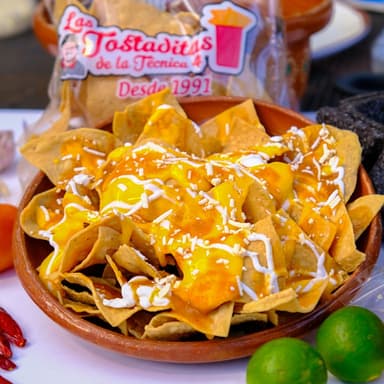Combo 4 -4 Tostaditas 2 Quesos + 4 Coca Colas