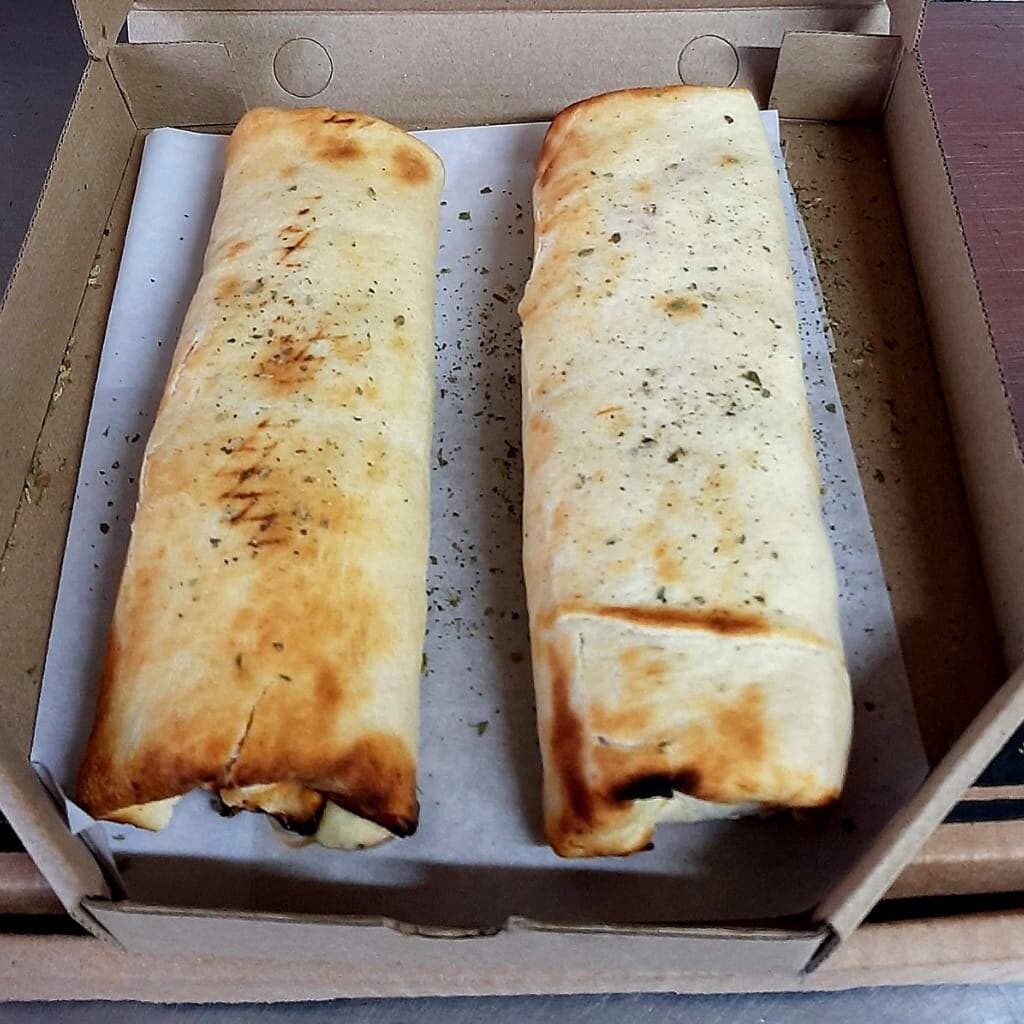 2 Burripizza + Bebida 250