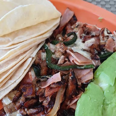 Alambres de Asada de Res