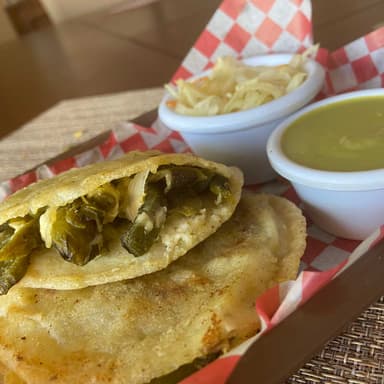 RAJAS CON CREMA