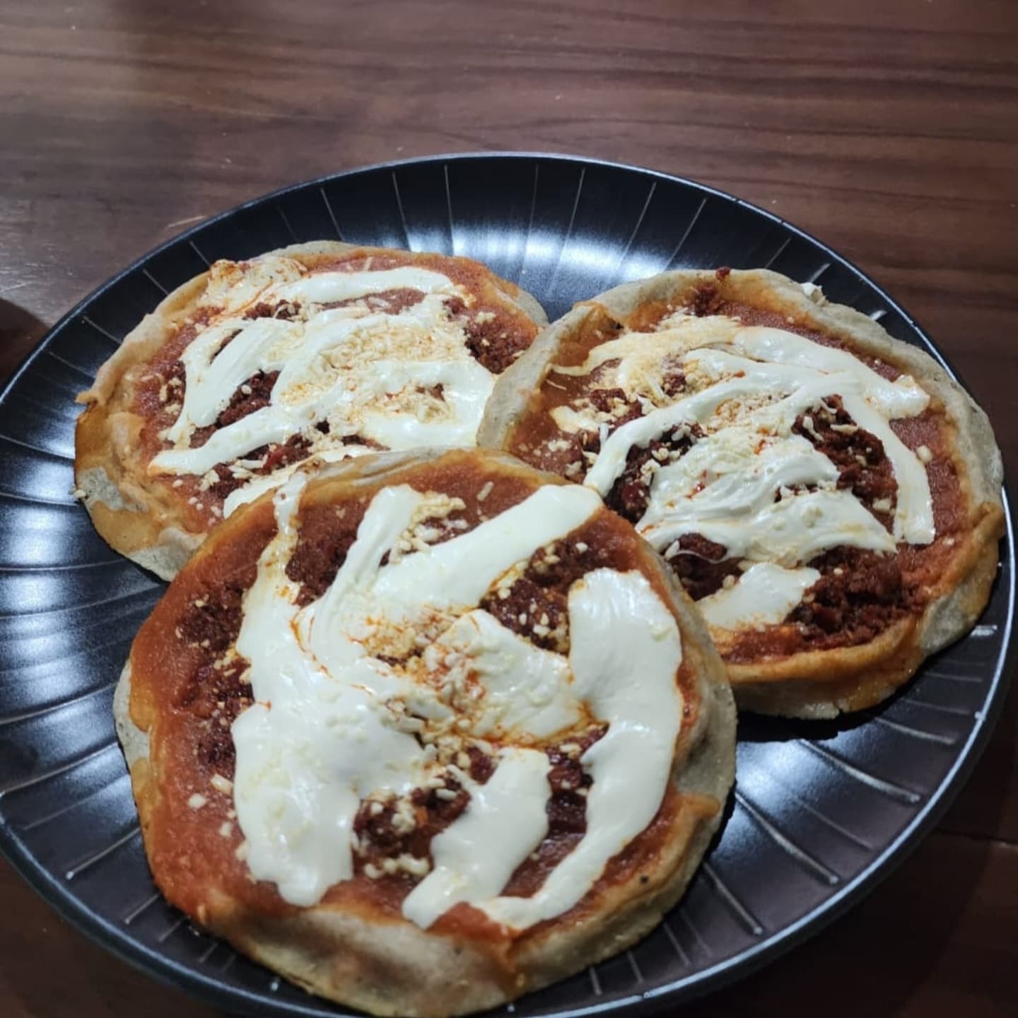Picada de Queso con Chorizo