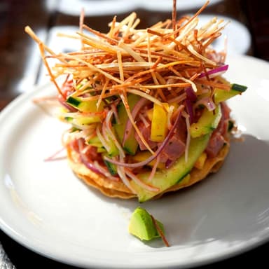 Tostada Tropical