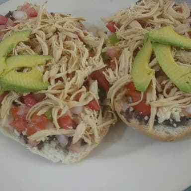Tostadas de Pollo