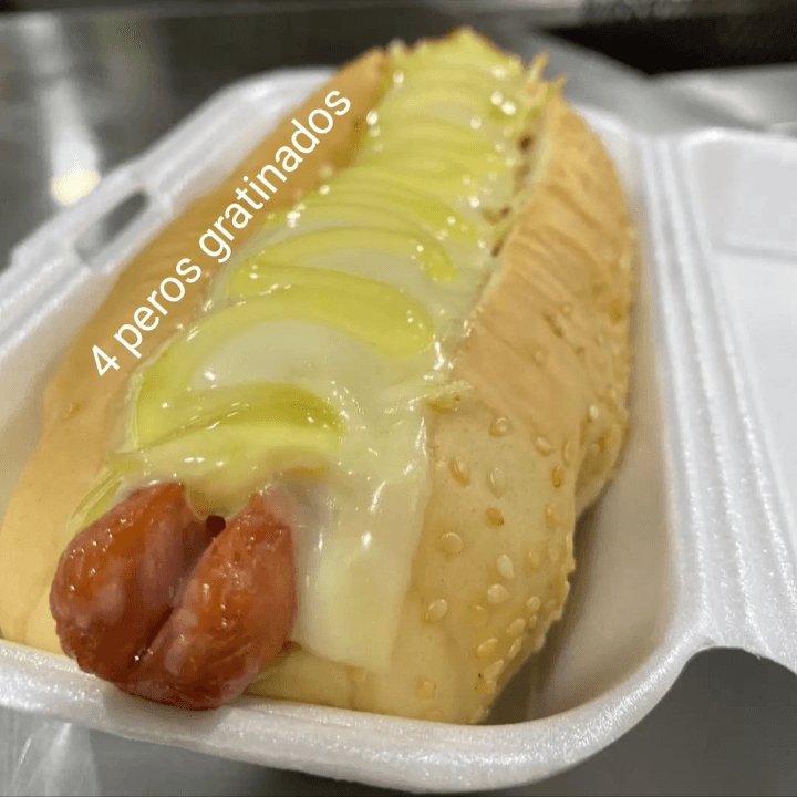 4 Perros Súper Gratinados
