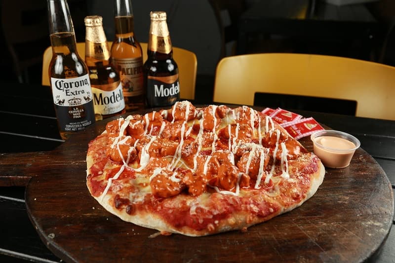 Pizza Boneless