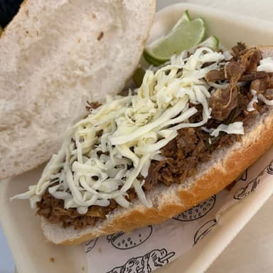 Torta de Birria