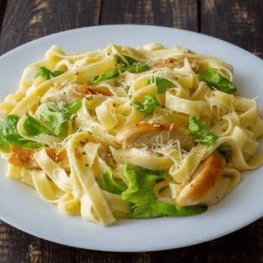 Fettuccine Alfredo Pollo