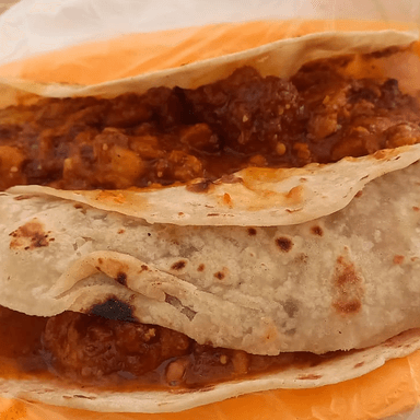 Quesadilla con Guisado