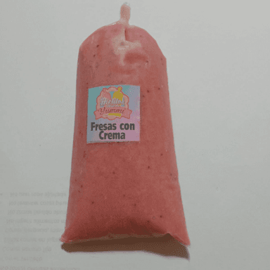 Boli de Fresas con Crema