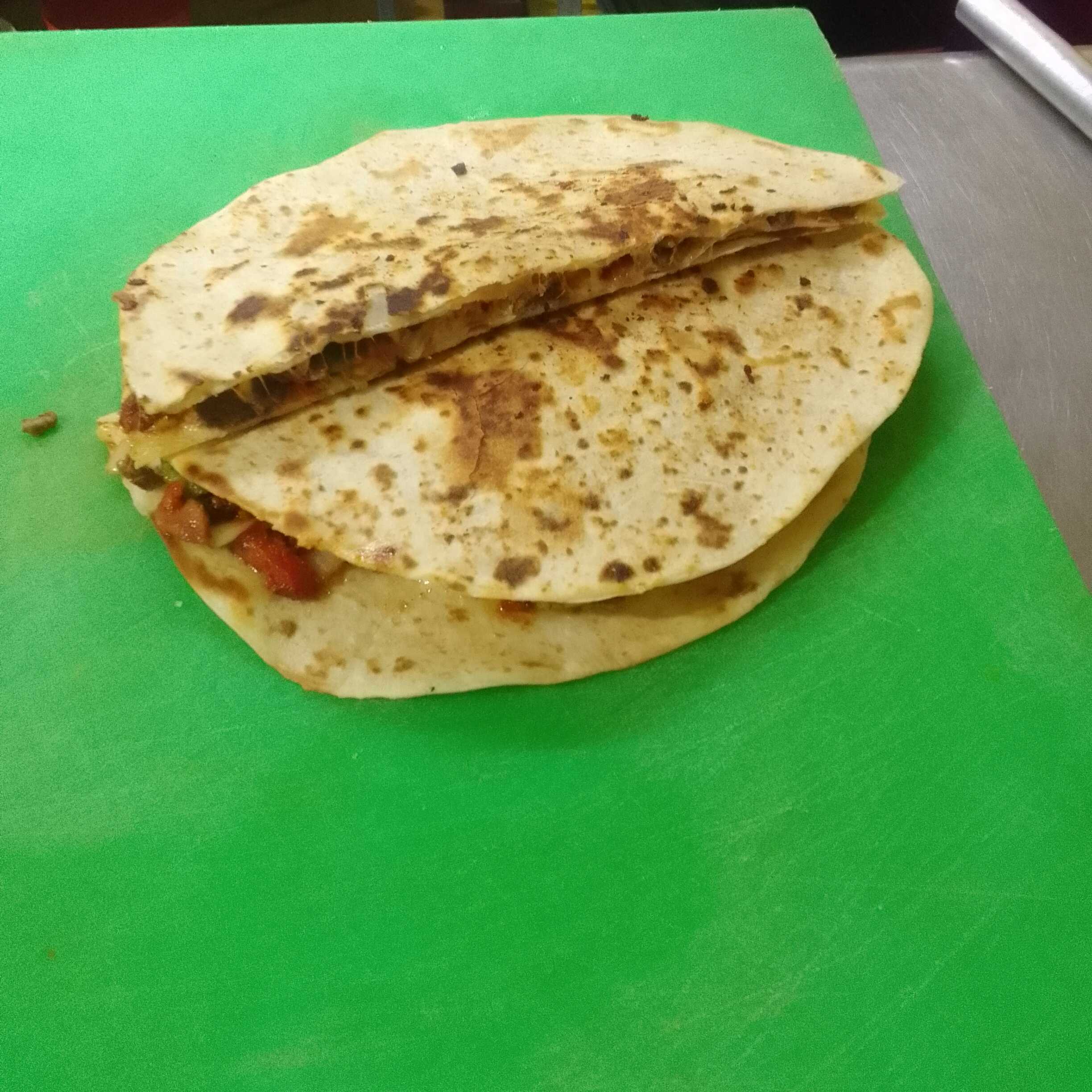 QUESADILLA MONTADA