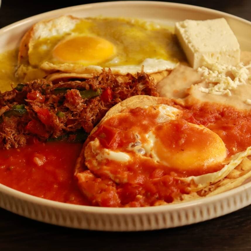 Huevos Divorciados