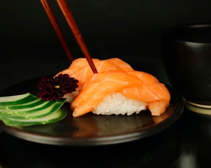 Nigiri Salmón