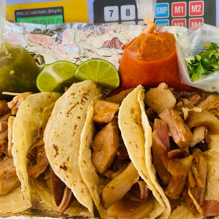 orden de tacos de carnitas