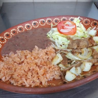 Bistec con Papas