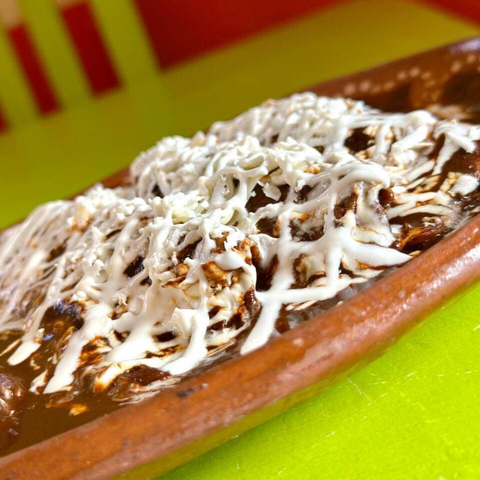 Enmoladas (3 Pzas)