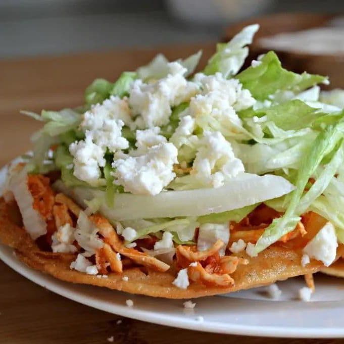 Tostadas de Papa con Chorizo