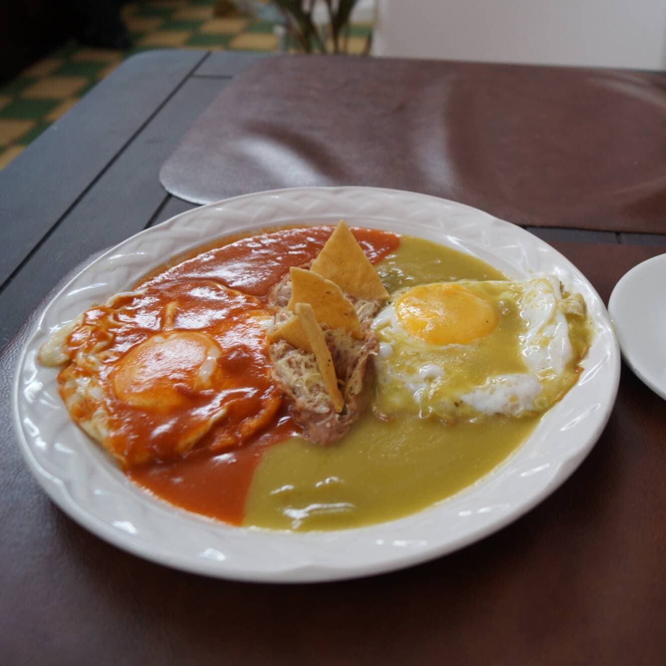 Huevos Divorciados