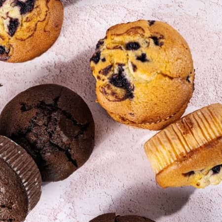 MUFFIN CON CHISPAS DE CHOCOLATE 1 PZ