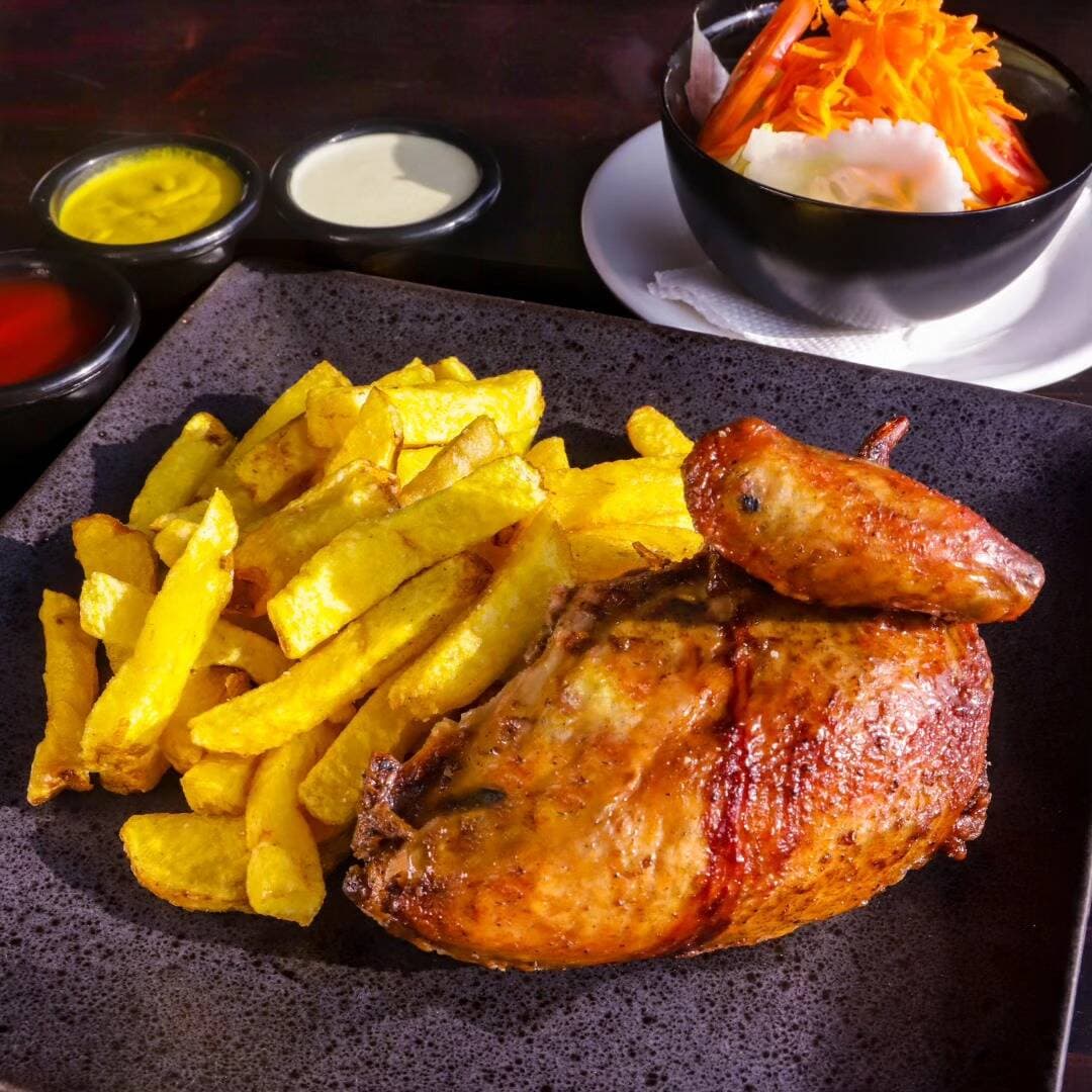 Martes de 1/4 De Pollo a la Brasa