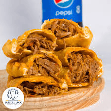 Pastelito de Carne Mechada