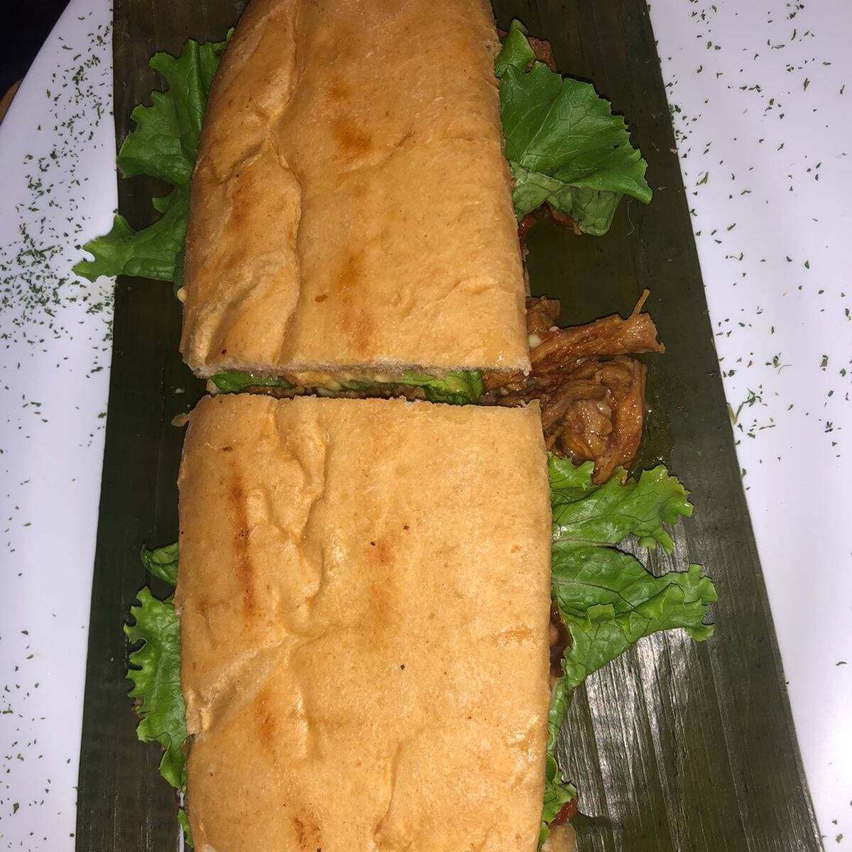 Sándwich de Jamón y Queso Tradicional