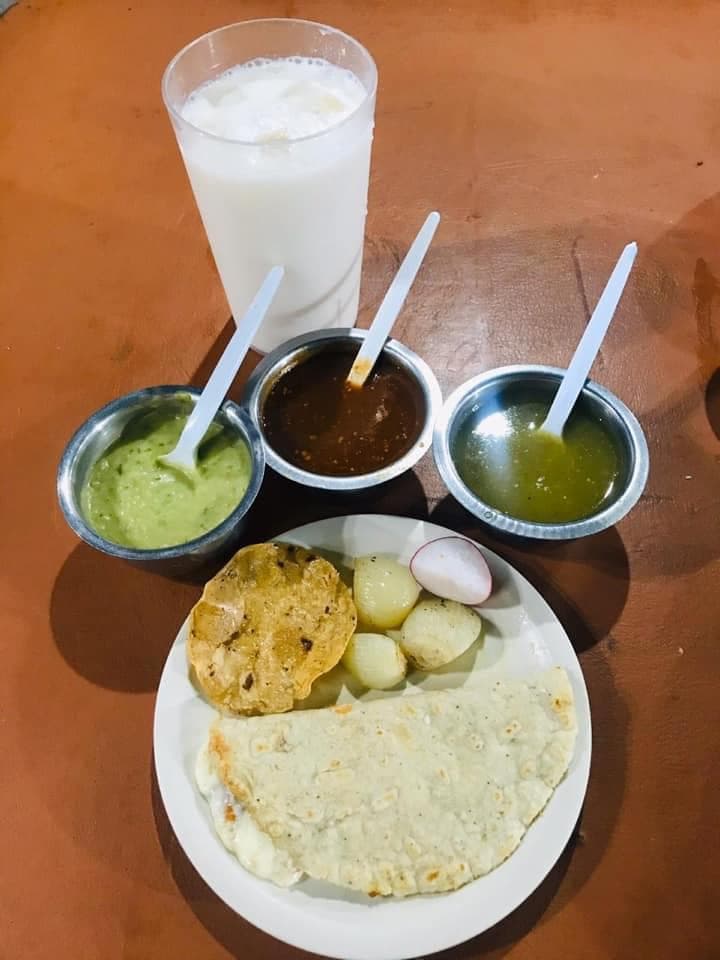 QUESADILLA DE SUADERO