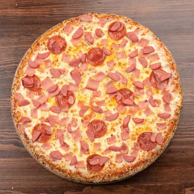 Pizza Carnes Frías (Tamaño Familiar 8 Rebanadas)