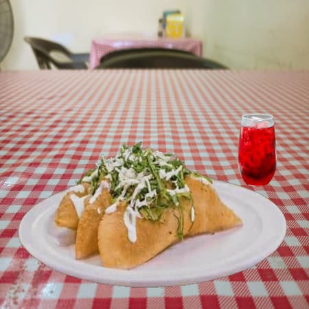 Combo 3 Empanadas + Agua
