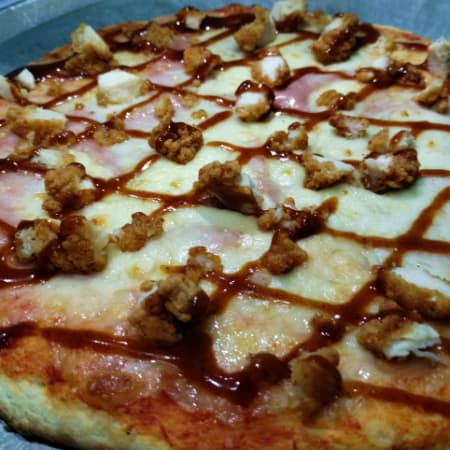 PIZZA DE BONELESS