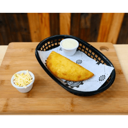 Empanada de Maduro con Queso Solterita