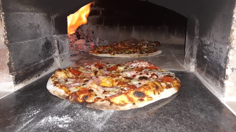 Charly pizza