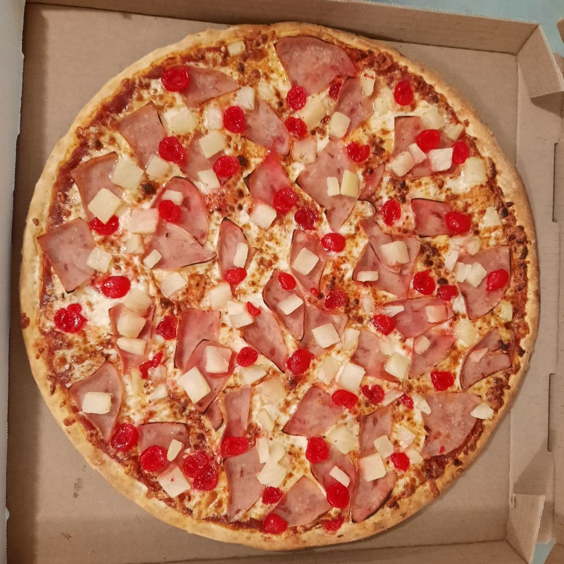 Pizza Hawaiana