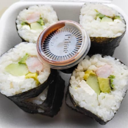 ROLLO DE CAMARON Y COCA COLA