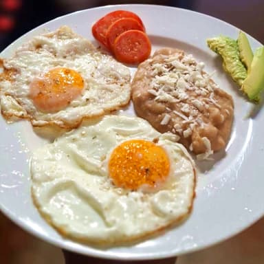 Huevos Estrellados
