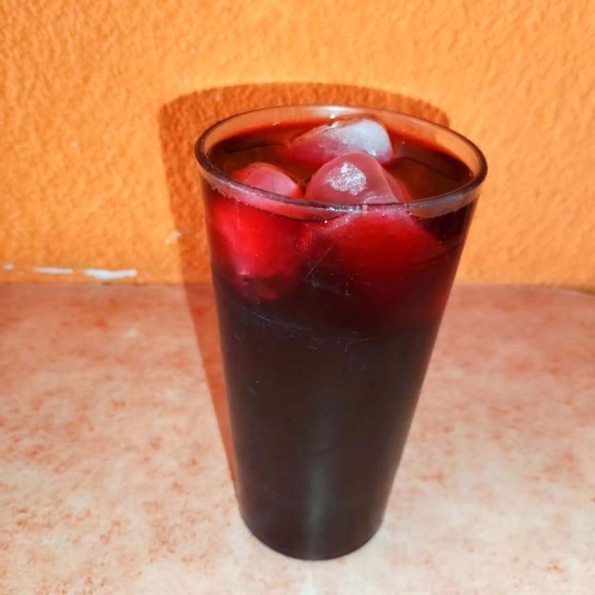 Agua de Jamaica Medio Lt