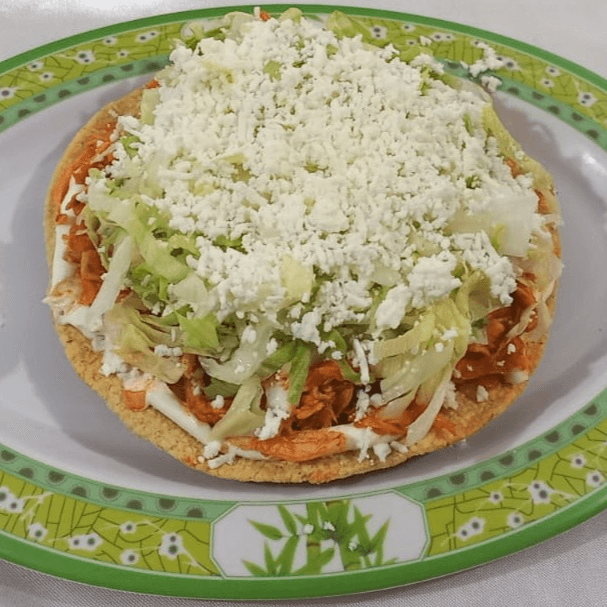 Tostada de Tinga