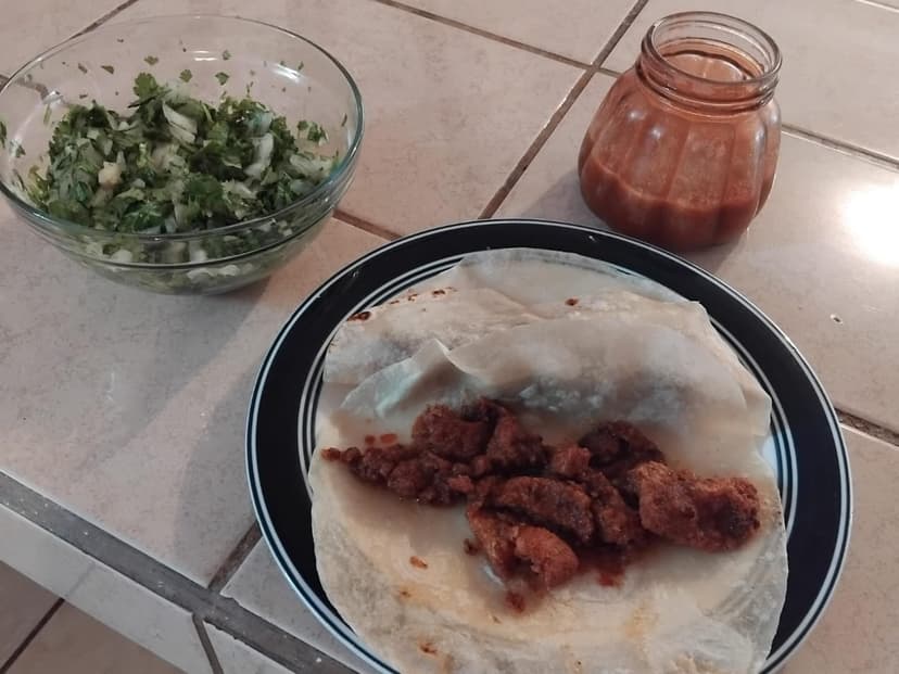 La Martha Tacos de Guisado