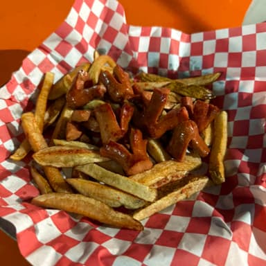 Salchipapas