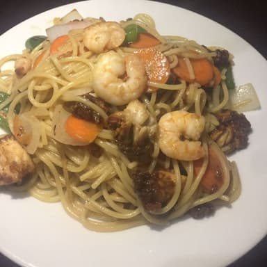 Lo Mein Especial